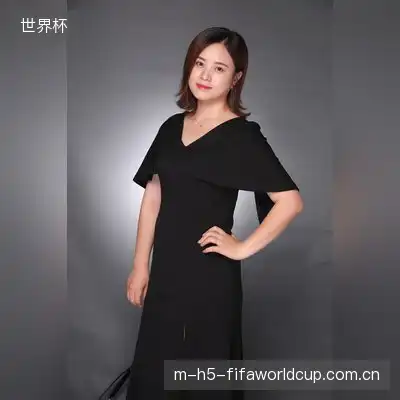 邓雅新